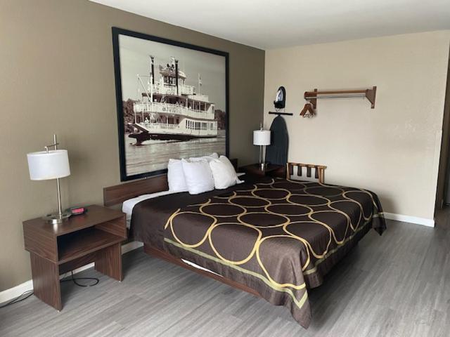 Super 8 By Wyndham Alton Motel Екстериор снимка