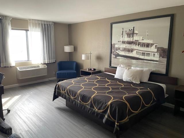 Super 8 By Wyndham Alton Motel Екстериор снимка